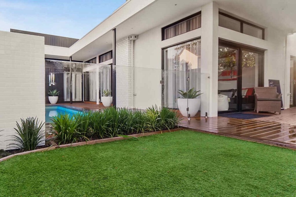Front yard artificial lawn installed in Perth residential street